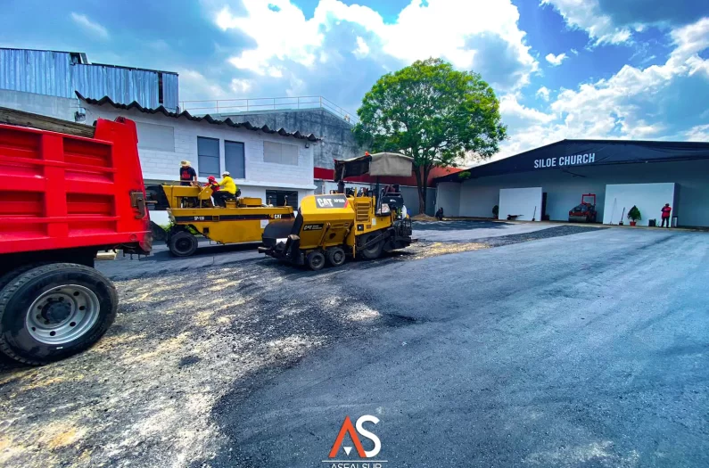 parqueo Iglesia Siloé asfalto guatemala asfalsur 3